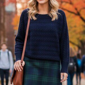 TAHARI sweater navy cables oversize boxy - L